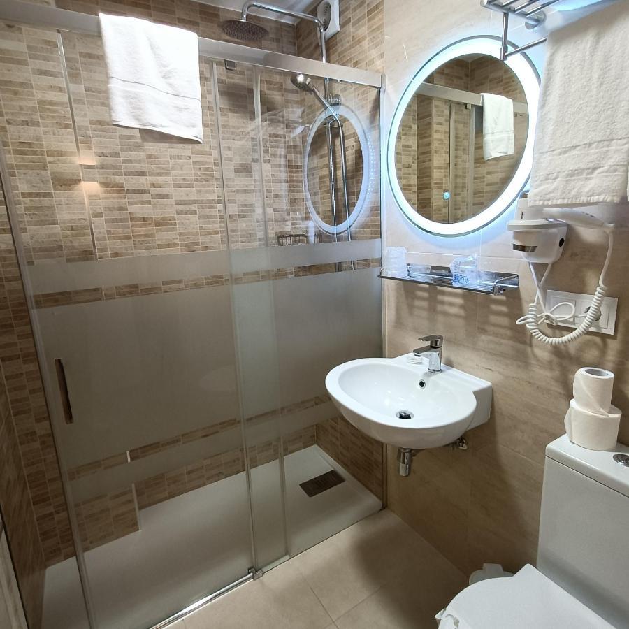 Hotel Vilagarcia فيلاغارثيا دي أروزا المظهر الخارجي الصورة